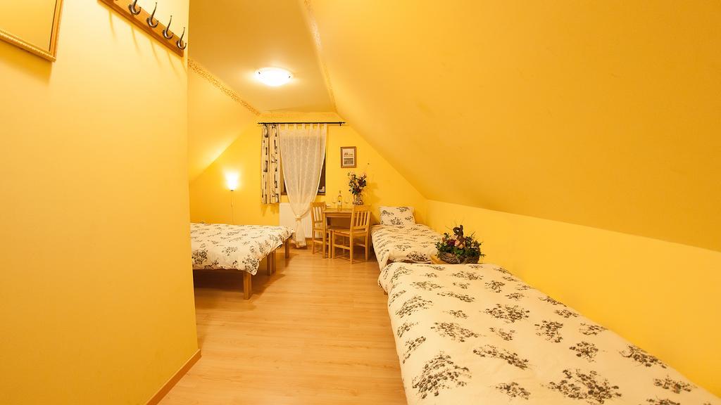 Penzion Zatisi Mikulov Værelse billede
